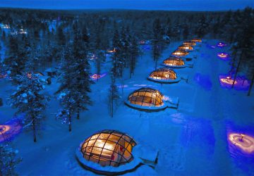 Glasdach Iglos in der Winterlandschaft
