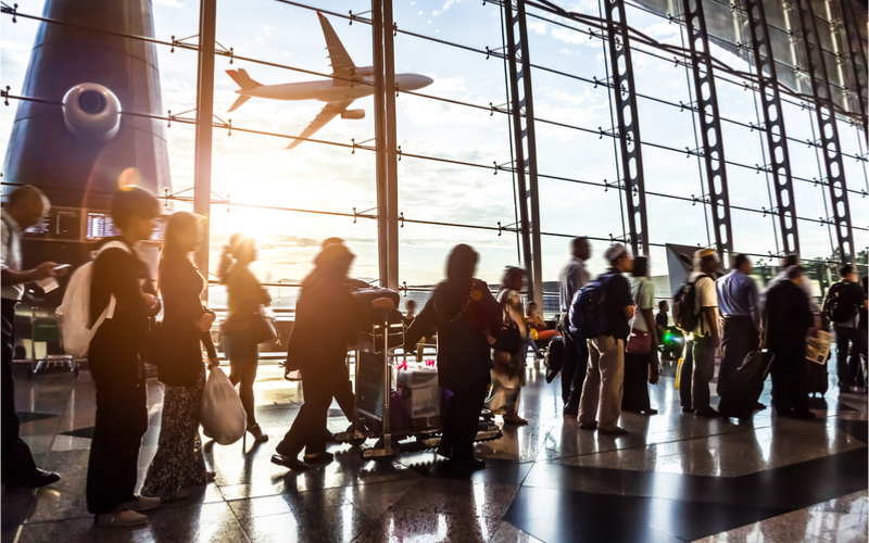 Schneller durch die Sicherheitkontrollen am Flughafen