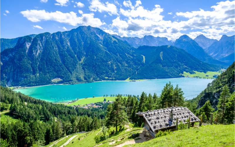 kühle Badeseen in Österreich
