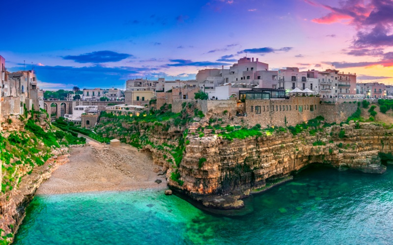 Altstadt mit Strand und Meer