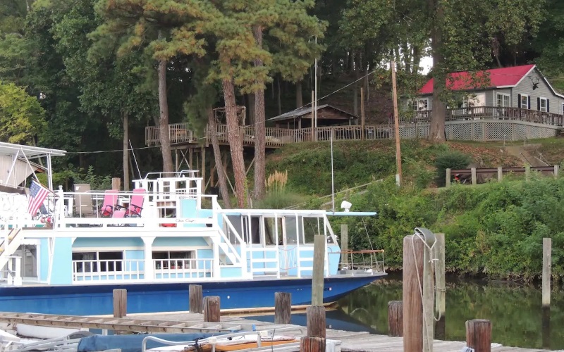 Hausboot in Richmont